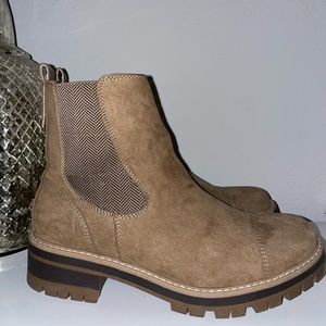 Time and Tru Chelsea Boots